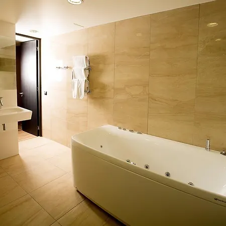 Kalev & Waterpark Hotel 4*