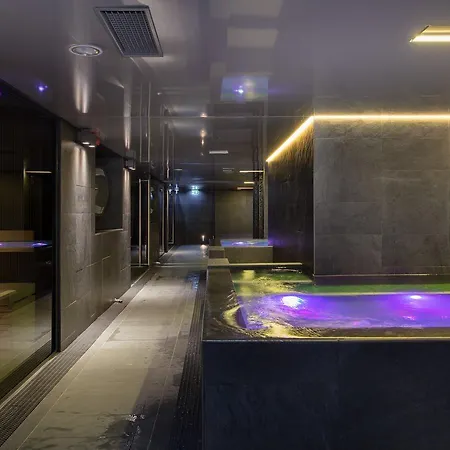 卡尔沃温泉酒店&水上乐园 酒店 塔林