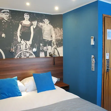 فندق Kalev & Waterpark 4*