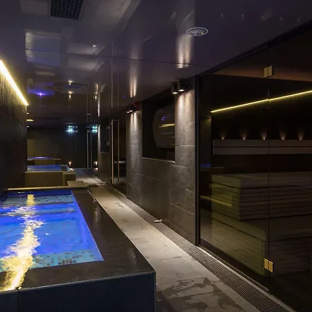 فندق Kalev & Waterpark 4*