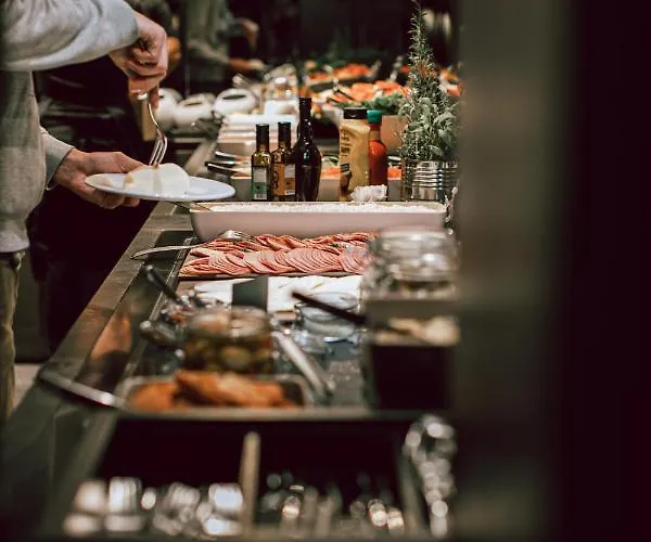 卡尔沃温泉酒店&水上乐园 4* 塔林